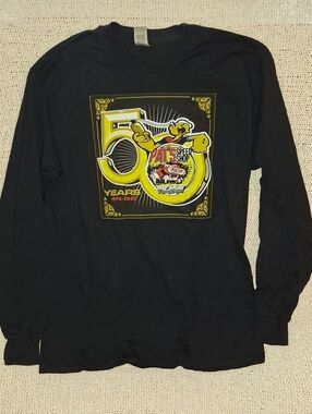 Gildan Black Crewneck T‑Shirt with White Tag Detail